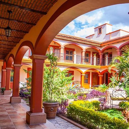 Encanto De La Sierra Hotel Маскота Экстерьер фото