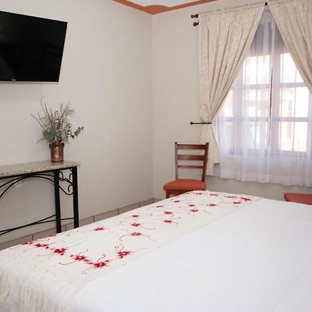 Encanto De La Sierra Hotel Маскота Экстерьер фото