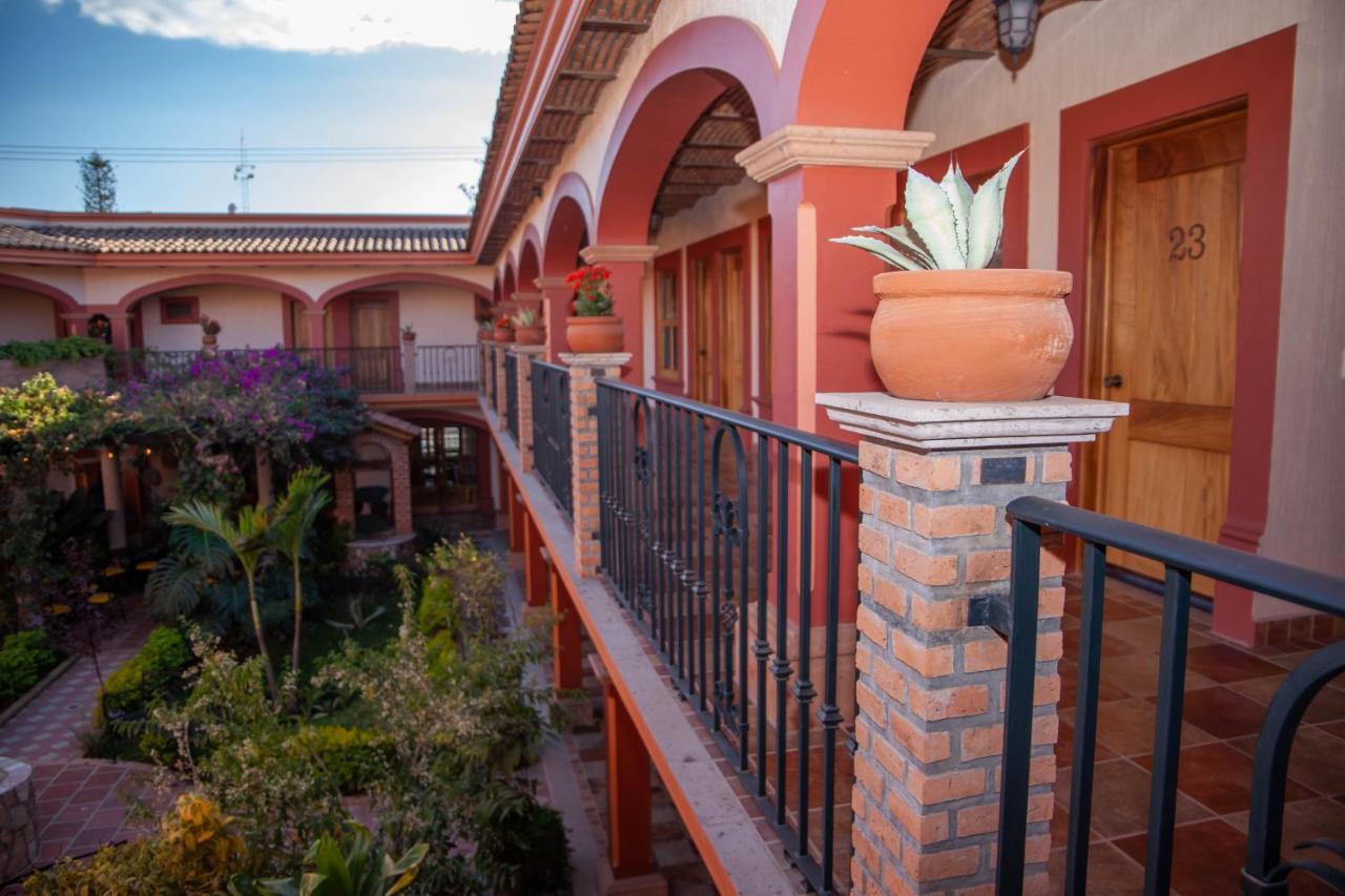 Encanto De La Sierra Hotel Маскота Экстерьер фото